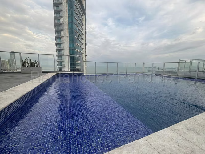 Apartamento en Venta en Bella Vista  JG