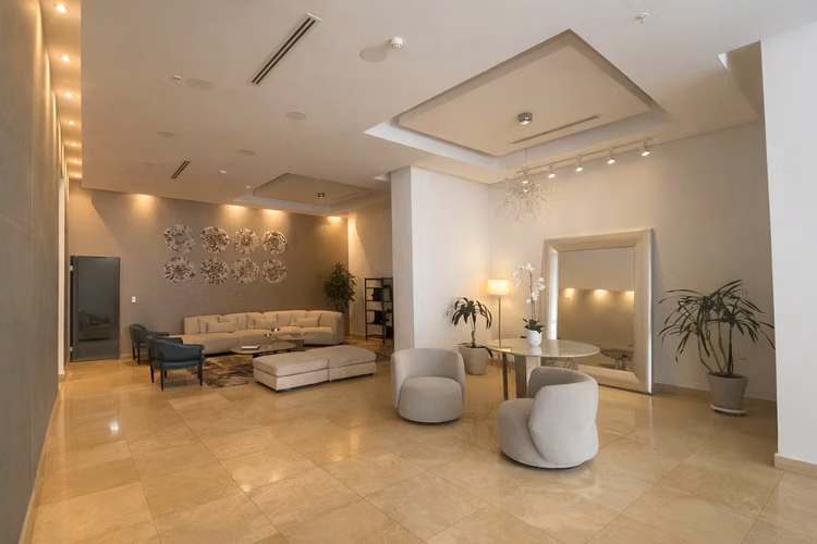 Apartamento 232 m² | 3 parkings + depósito | Vista al mar | $515,000 - Imagen 6