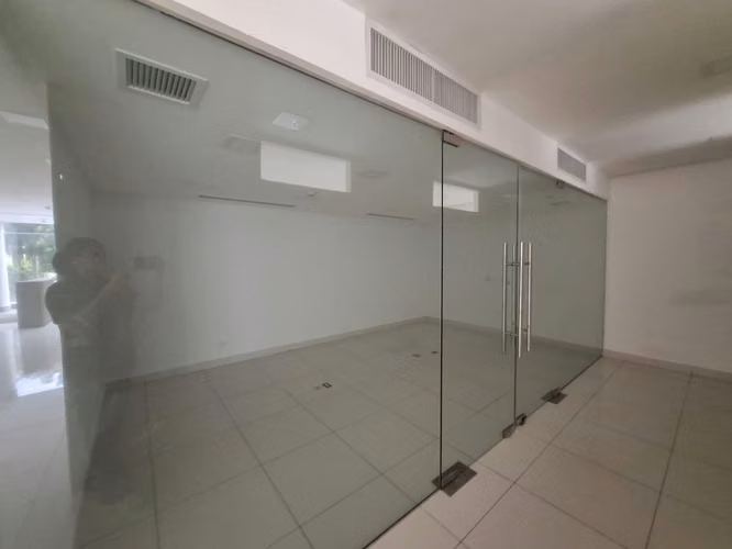 Alquiler de Local Comercial en Costa del Este, iStrip Mall Plaza, 125m2