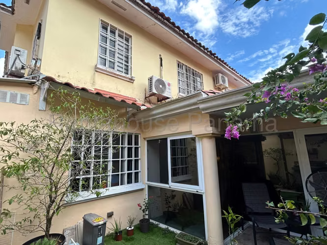 Casa En Venta En Albrook SYH