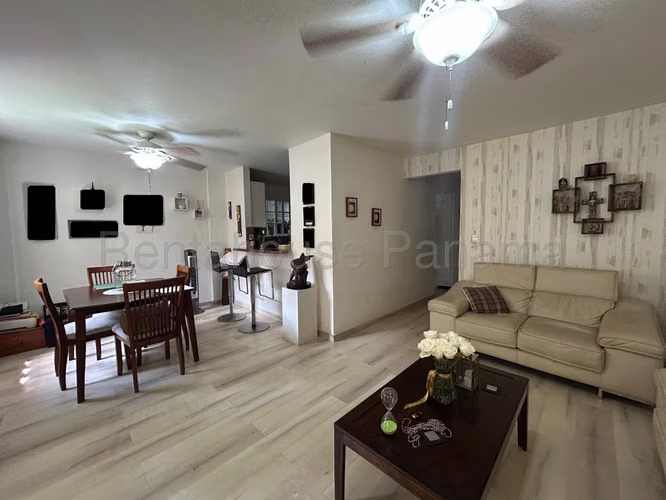 Casa En Venta En Albrook SYH