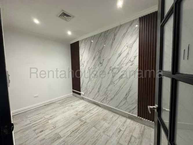 Local Comercial en Alquiler en Marbella JG