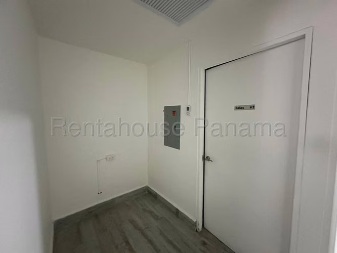 Local Comercial en Alquiler en Marbella JG