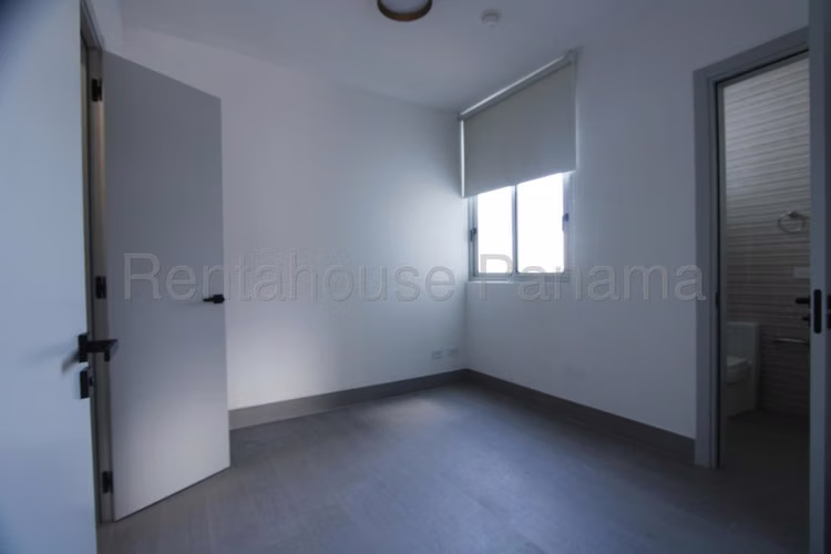 alquilo apartamento en santa maria the ivy OF 26-7265