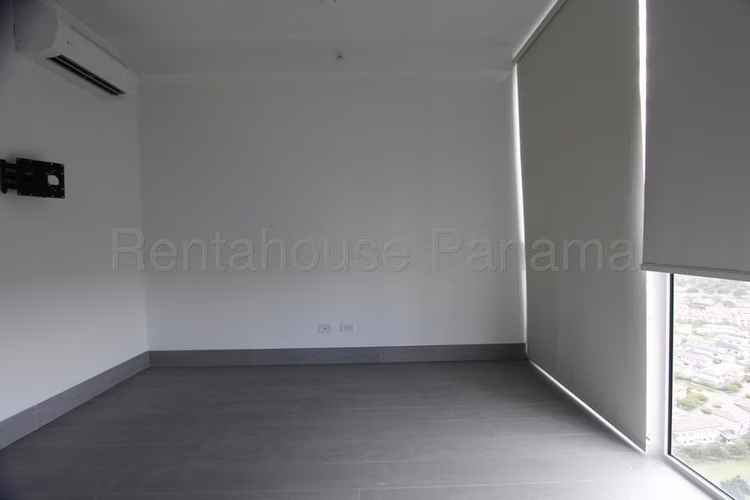 alquilo apartamento en santa maria the ivy OF 26-7265