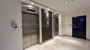 Venta de Apartamento con 142m2 en San Francisco PH Coco mar 26-7253SR