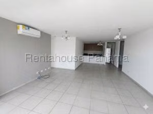 Venta de Apartamento con 134m2 en San Francisco PH Terrawind 26-6977SR