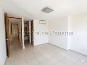 Venta de Apartamento con 134m2 en San Francisco PH Terrawind 26-6977SR
