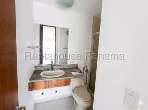 Venta de Apartamento con 134m2 en San Francisco PH Terrawind 26-6977SR