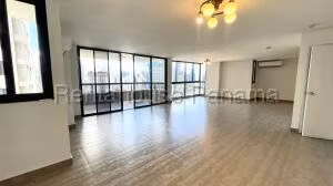 Venta de Apartamento con 278m2 en Punta Paitilla PH Perlas del Pacifico 26-7263SR