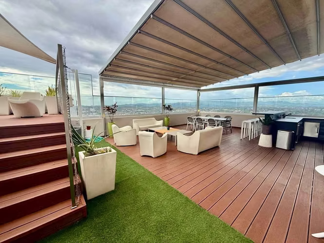 ALQUILO O VENDO– PENTHOUSE DE LUJO EN SANTA MARÍA GOLF & COUNTRY CLUB