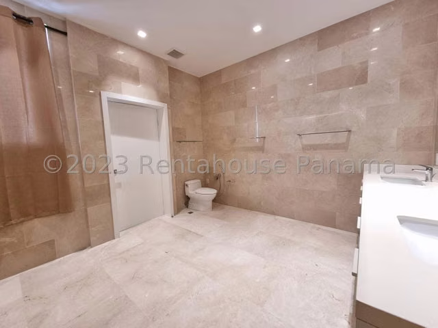 Venta Ocean Reef Garden - 24YCG5071
