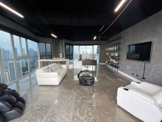 ULTRA-LUXURY IN PEACEFUL TIP - WORLD-WIDE RESIDENCE