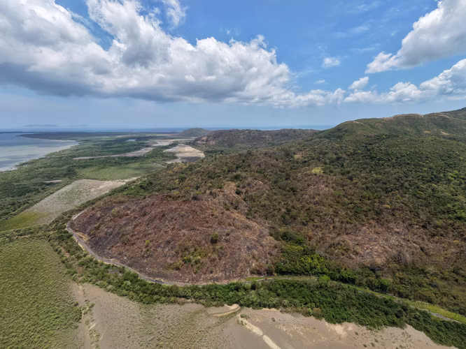 Terreno de 37.8 Hectáreas con Vistas al Océano en Punta Chame - Imagen 3