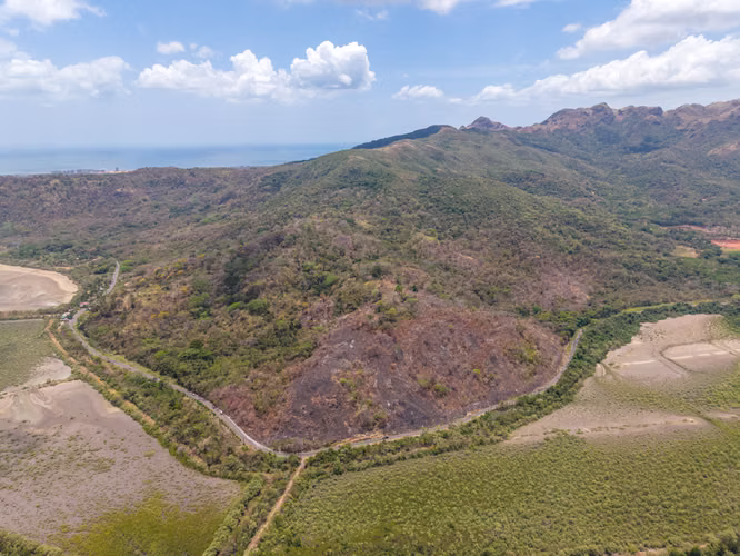 Terreno de 37.8 Hectáreas con Vistas al Océano en Punta Chame - Imagen 5