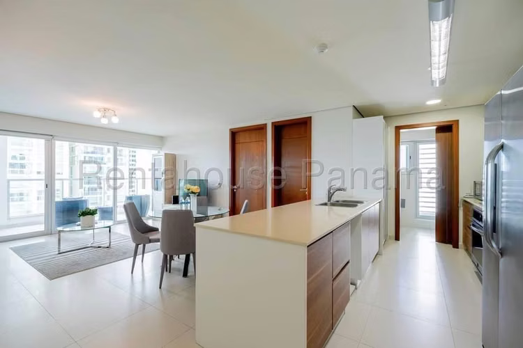 Se Vende Apartamento en Costa del Este LA26-5817
