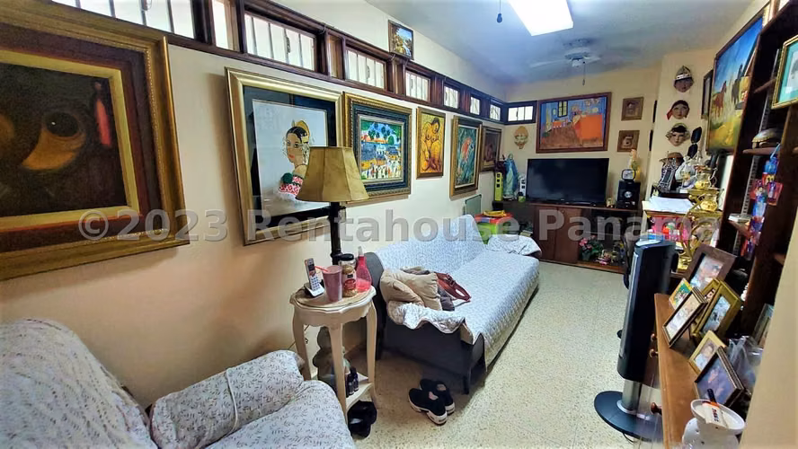 Se Vende Casa en La Alameda MDV26-4505
