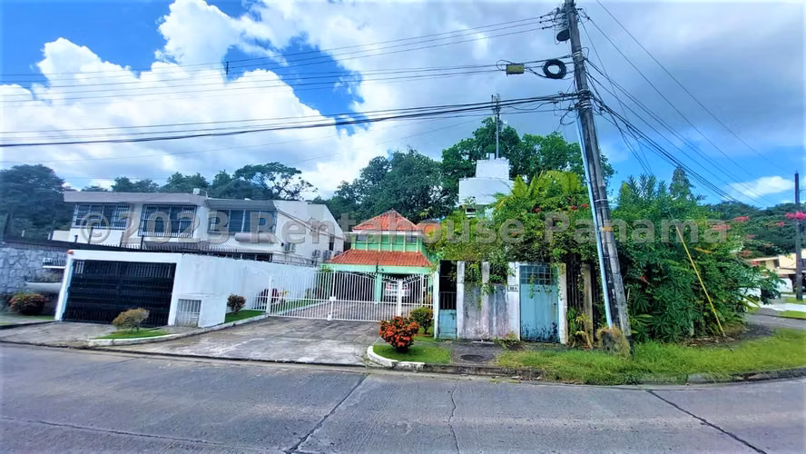 Se Vende Casa en La Alameda MDV26-4505