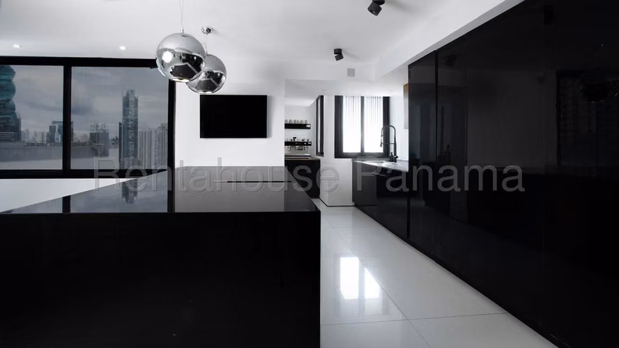 Venta de Amplio Penthouse en Paitilla Ph  El Virrey Mts2: 800 PD