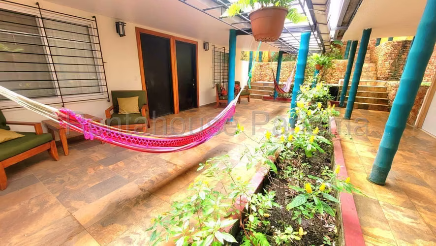 Hotel en Venta en Cerro Azul JG