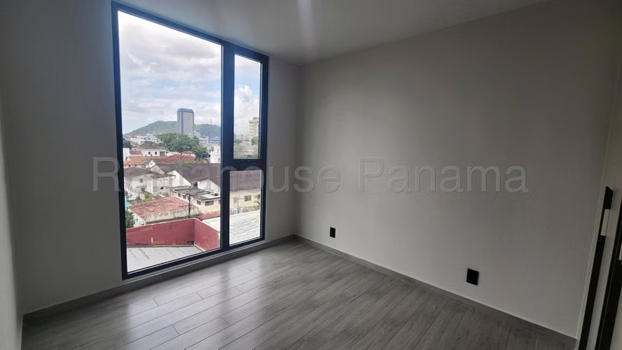 Apartamento en Alquiler en Bella Vista JG