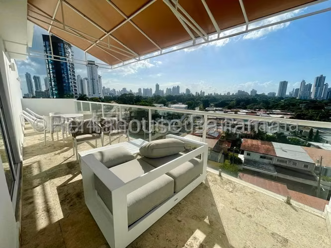 Apartamento en Alquiler en Coco del Mar  JG