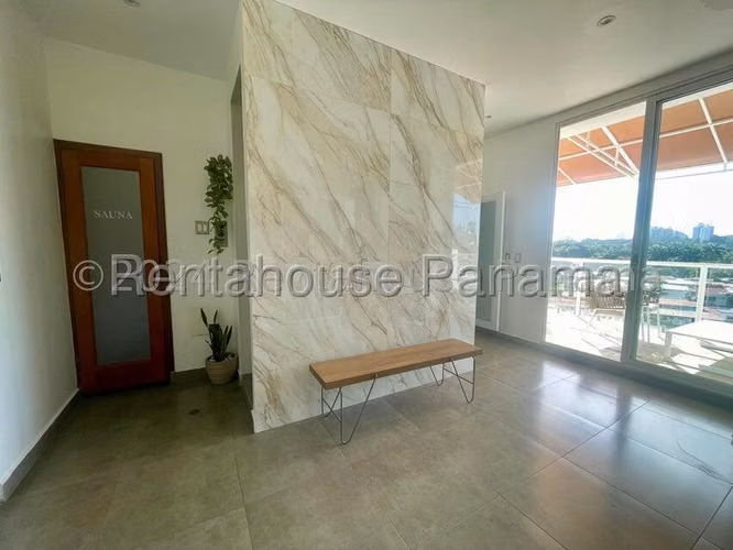 Apartamento en Alquiler en Coco del Mar  JG