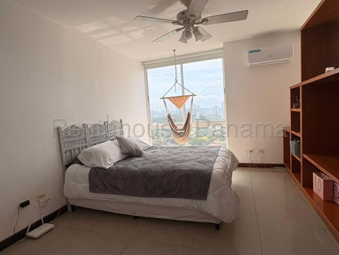 Apartamento en Alquiler en Coco del Mar  JG