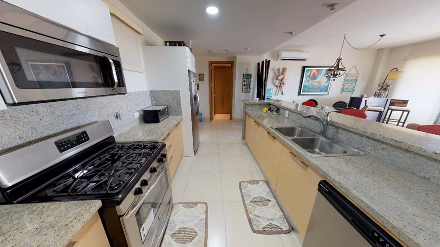 EN VENTA - ESPECTACULAR APARTAMENTO de 3 recámaras CON VISTA AL MAR EN CASA MAR