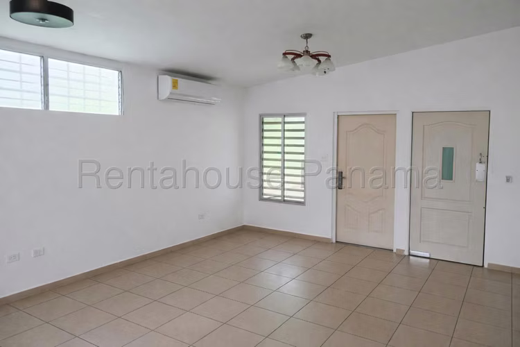 VENTA DE APARTAMENTO EN BRISAS DEL GOLF ARRA ARRAIJAN HQ