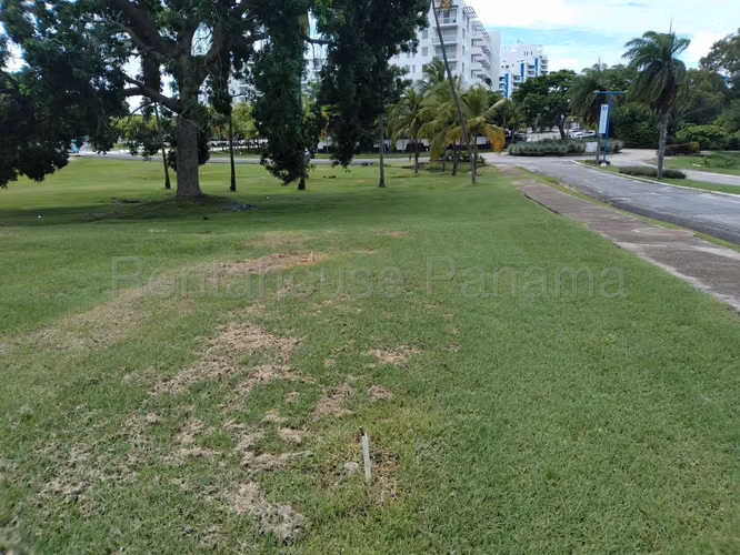 VENTA DE TERRENO EN PLAYA BLANCA HQ