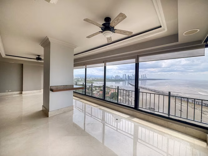 Condominio PH Panamar en Ciudad de Panamá, Panamá