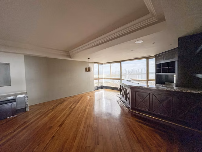 Condominio PH Panamar en Ciudad de Panamá, Panamá