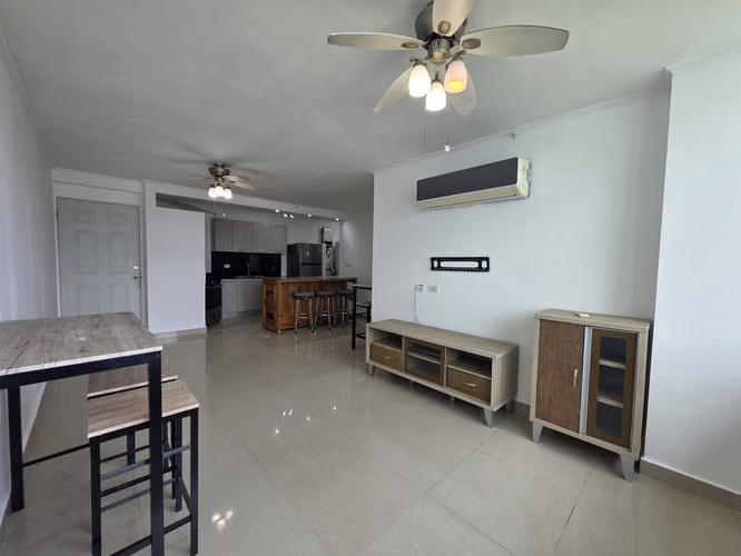 ABSOLUTE REMATE APT AAA 2R1B1P EN PH GREEN PARK CONDADO 120000