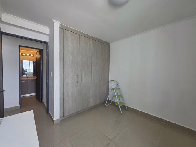 ABSOLUTE REMATE APT AAA 2R1B1P EN PH GREEN PARK CONDADO 120000