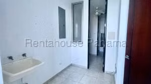 Venta de Apartameto con 294m2 en Punta Pacifica PH Aqualina 26-4909SR
