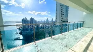 Venta de Apartameto con 294m2 en Punta Pacifica PH Aqualina 26-4909SR