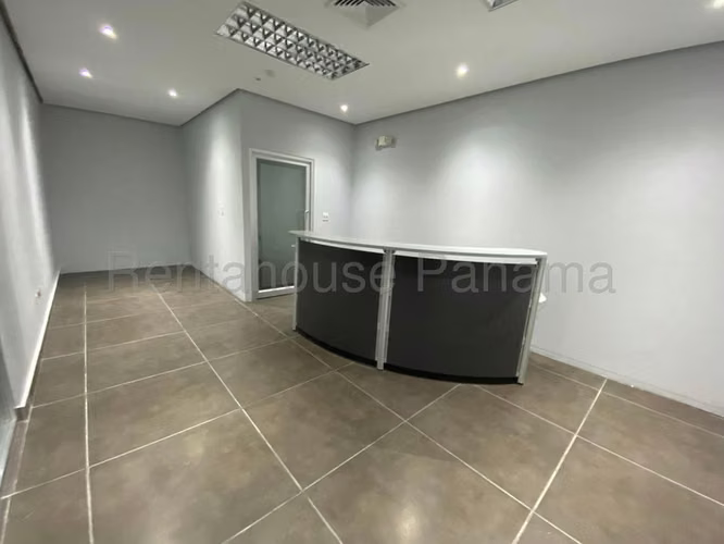 Oficina Comercial en Alquiler en San Francisco JG