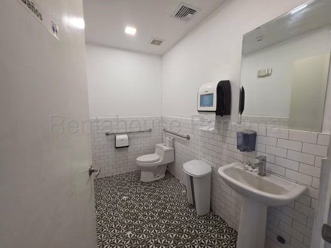 Local Comercial en Alquiler en Obarrio JG