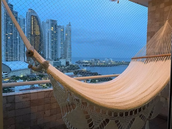 Se vende o Alquila Apto en Punta Paitilla