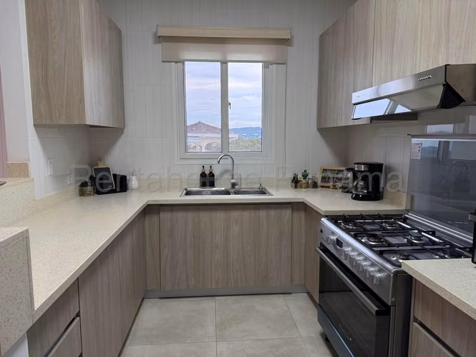 VENDO apartamento NUEVO en Tucan Country Club