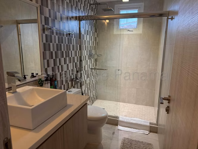 VENDO apartamento NUEVO en Tucan Country Club