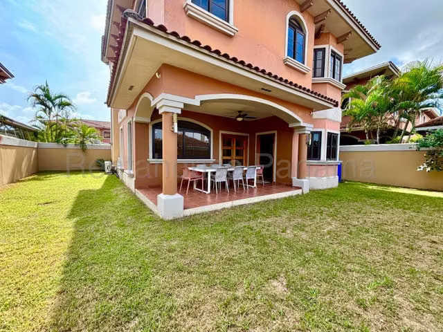 Venta Casa El Doral Costa Sur 25YCG6398