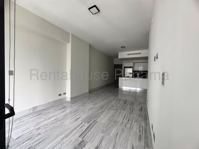 Apartamento en Alquiler en Nuovo Bella Vista 26YCG6004