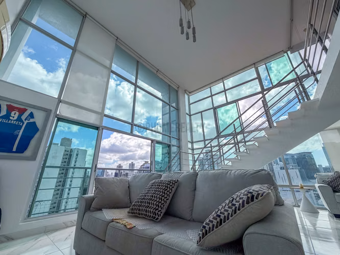 Apartamento tipo loft en venta en Vía Argentina Panamá – 120 m², doble altura y estilo moderno - Imagen 10