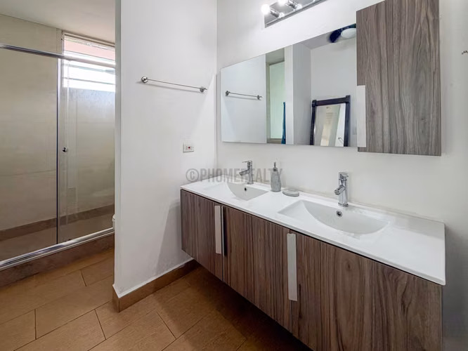 Apartamento tipo loft en venta en Vía Argentina Panamá – 120 m², doble altura y estilo moderno - Imagen 19