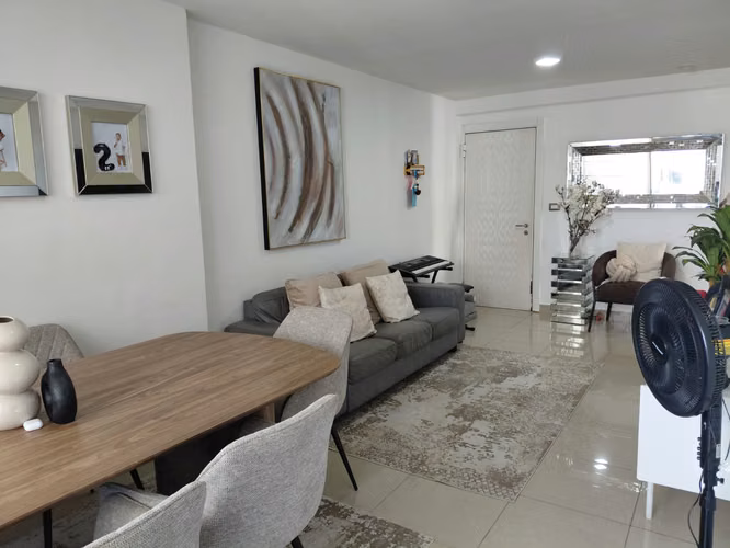 Vende apartamento OPORTUNIDAD, Ph Rokas, Condado del Rey