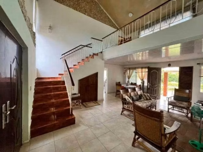 Venta Casa de Dos Niveles Unifamiliar en Coronado