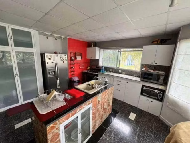 Venta Casa de Dos Niveles Unifamiliar en Coronado