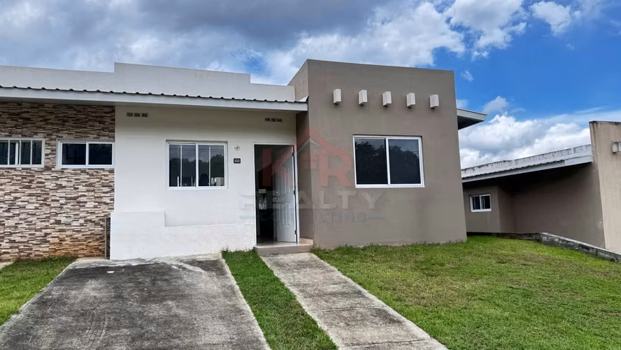 CASA EN VENTA EN CIUDAD ATENAS EN VILLA GRECIA
